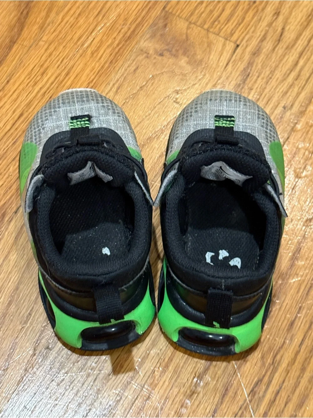 Nike Kids Air Max Sneaker - Black & Green